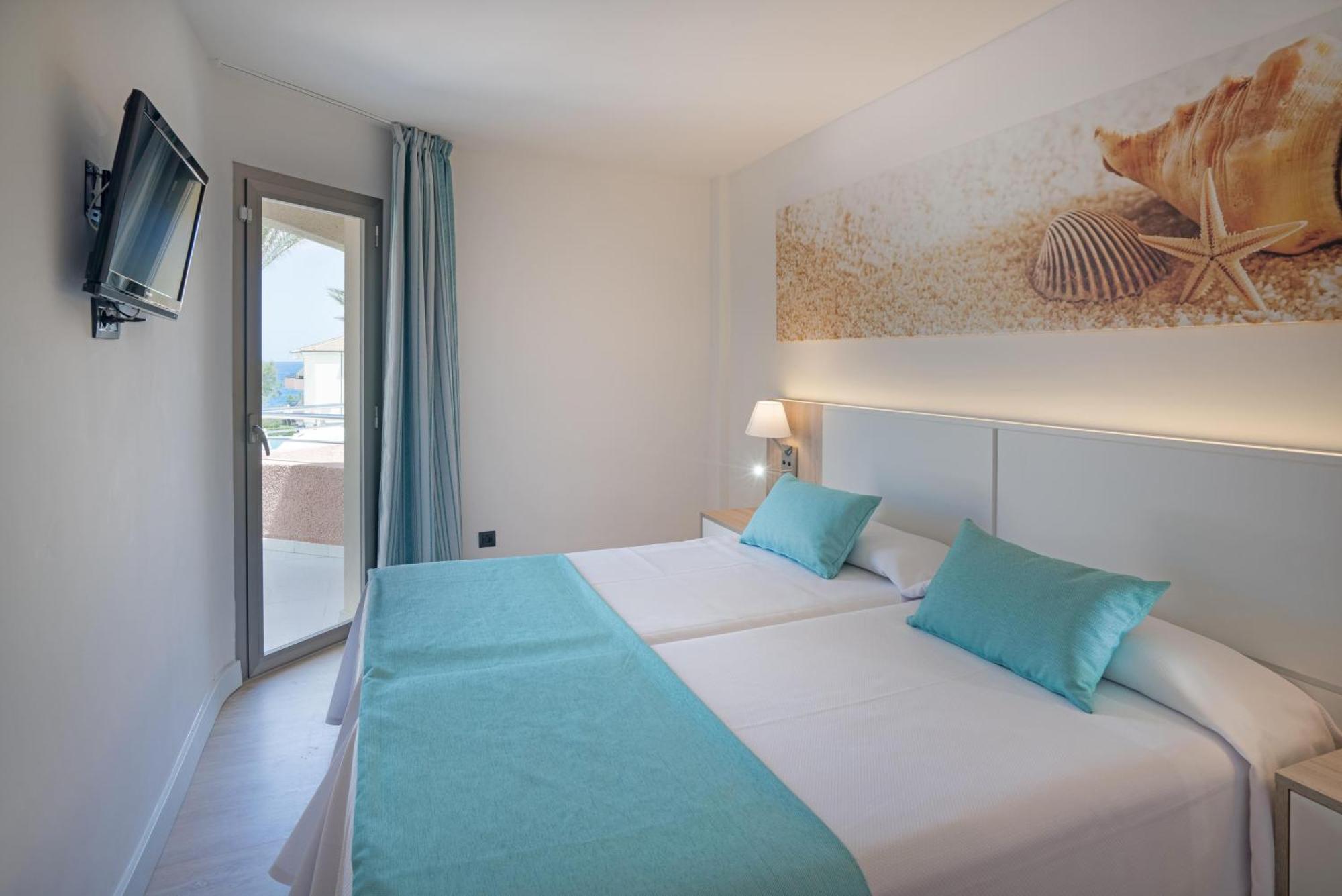 Thb Guya Playa Hotel Cala Ratjada  Exterior photo