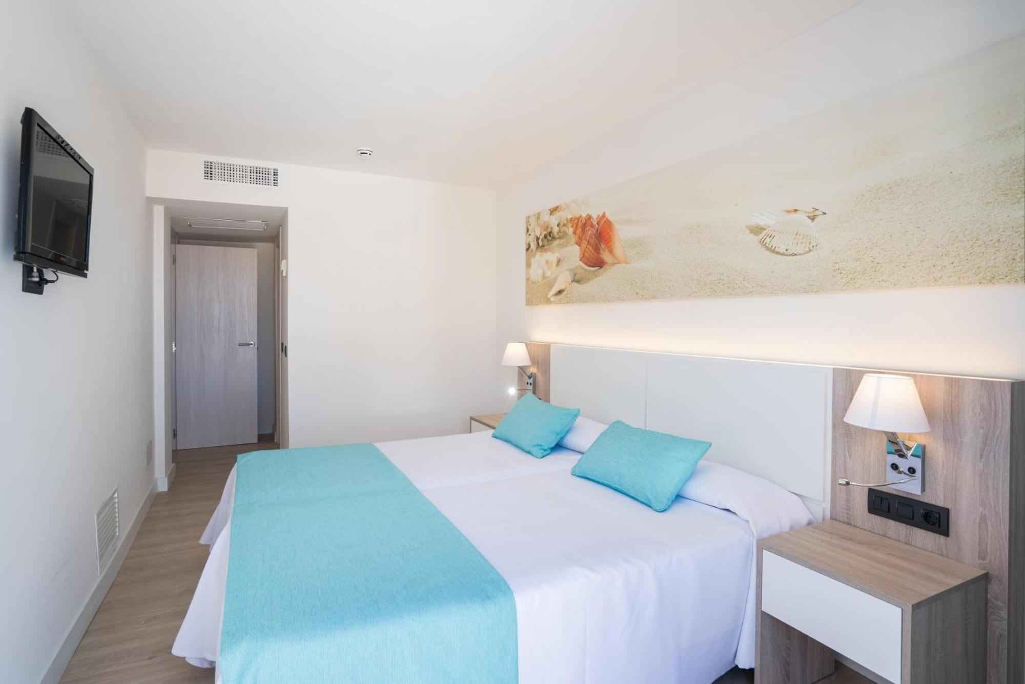 Thb Guya Playa Hotel Cala Ratjada  Exterior photo