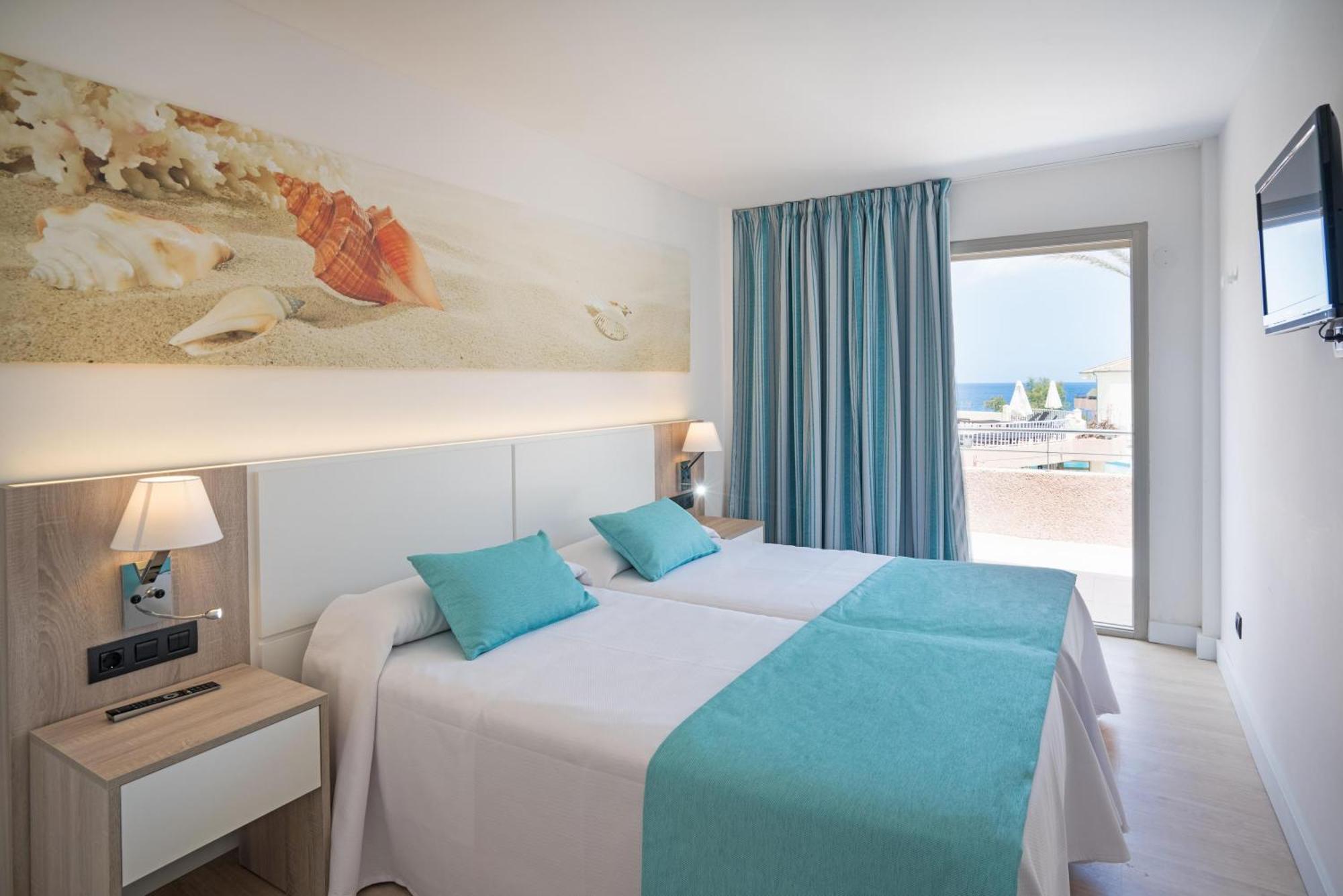 Thb Guya Playa Hotel Cala Ratjada  Exterior photo