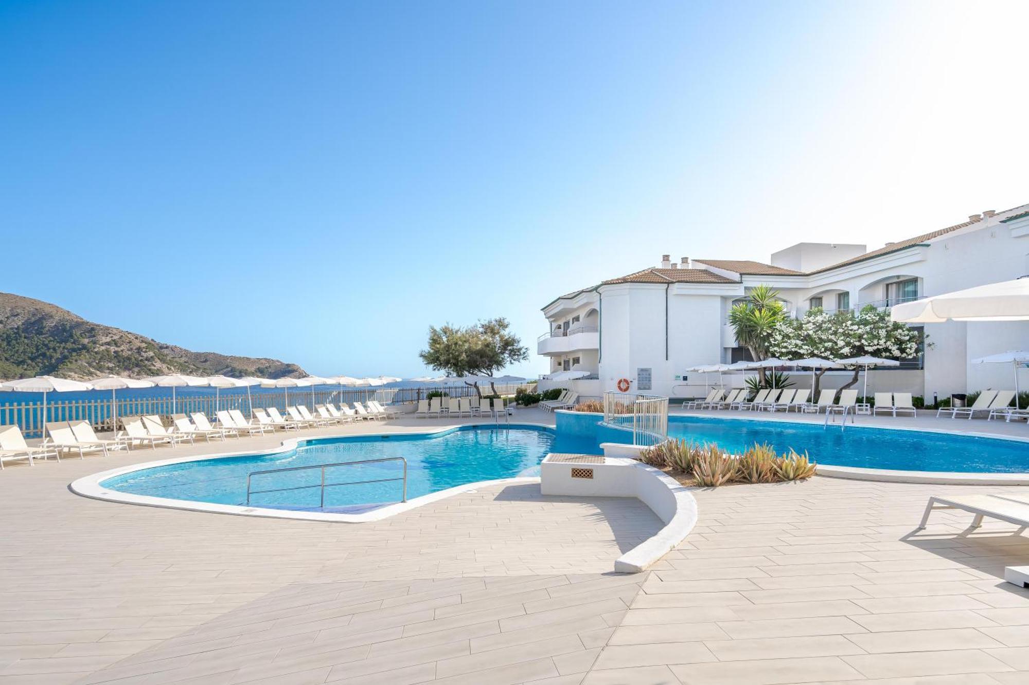 Thb Guya Playa Hotel Cala Ratjada  Exterior photo